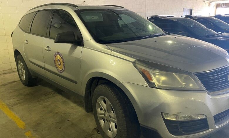 Texas crime victims liaison pleads guilty to human smuggling with county vehicle