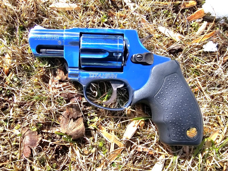 Taurus 85 blued titanium.