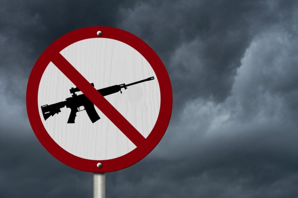 Assault Weapon Bans Reduces Violent Crime