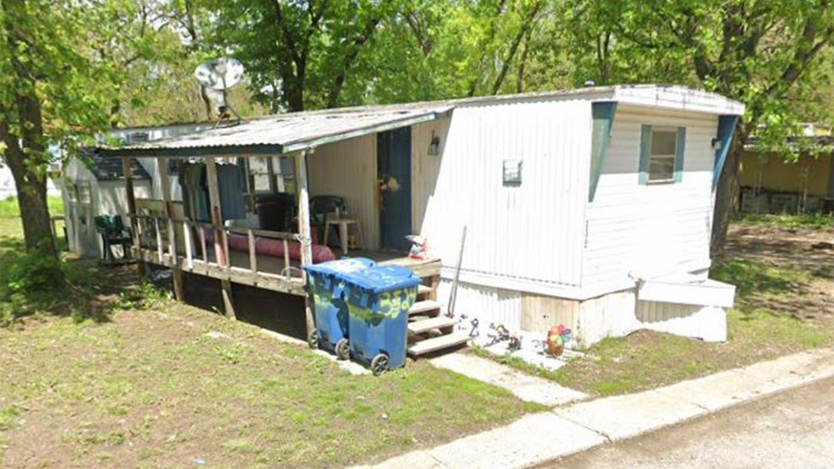 Dogie Road, Indianapolis mobile home