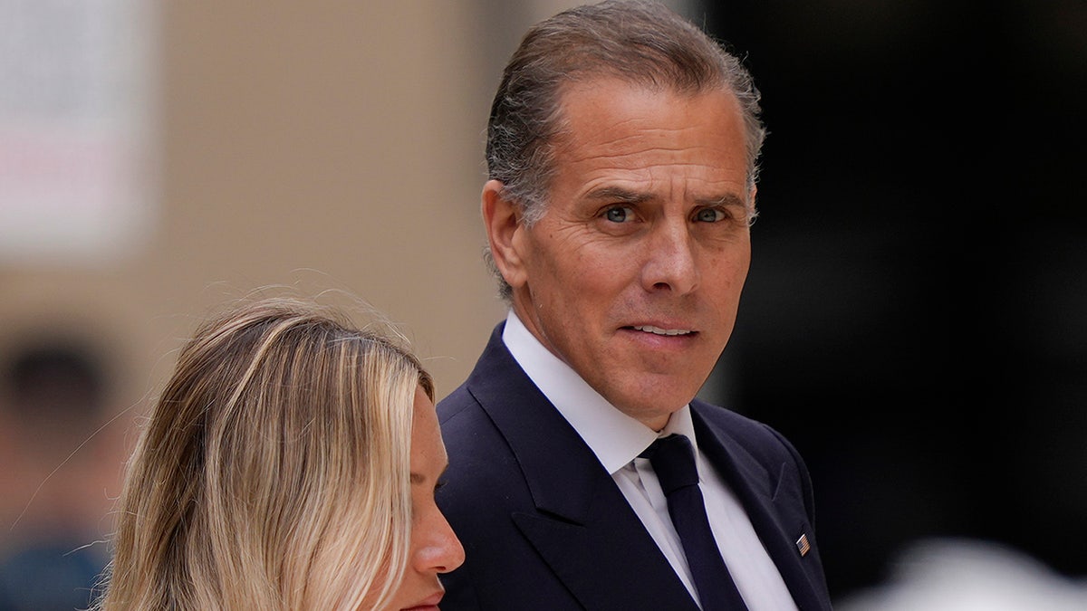 Hunter Biden and Melissa Cohen Biden arrive at federal court