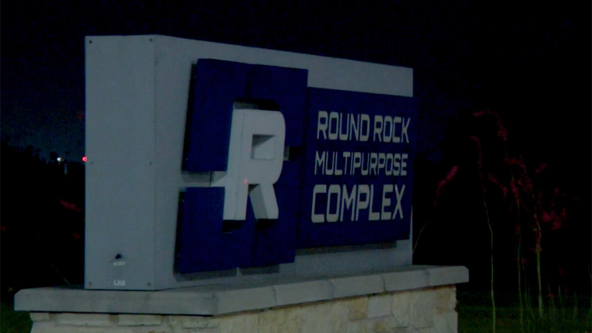 Round Rock multipurpose complex sign