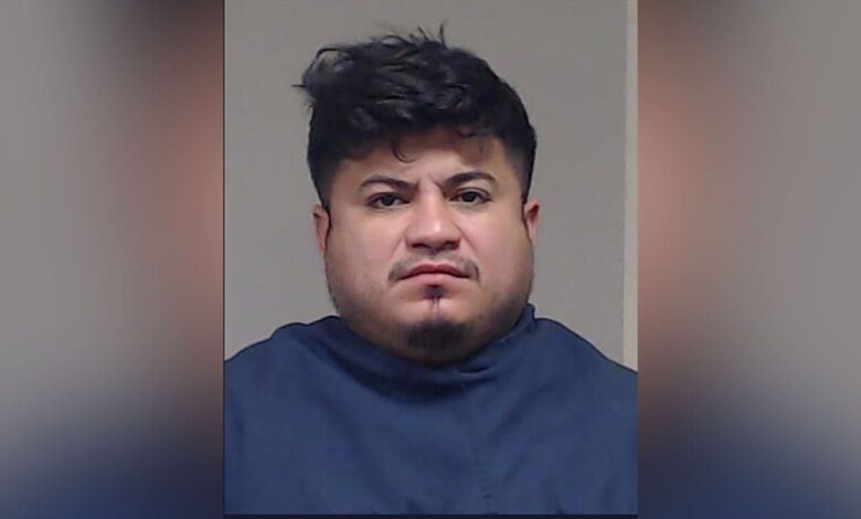 Honduran illegal immigrant deported from US twice, sentenced for leading Texas burglary ring: 'Masterminded'