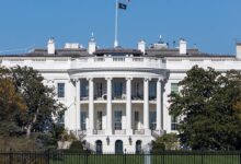 Woman arrested for attempting to climb fence outside White House