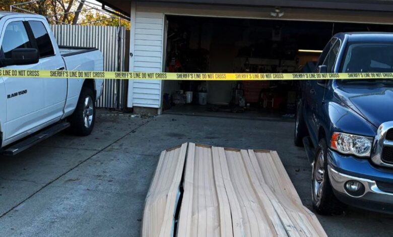 Robbery Victim Turns Tables, Seizes Gun and Shoots Both Assailants in Self-Defense Robbery Victim Turns Tables, Seizes Gun and Shoots Both Assailants in Self-Defense