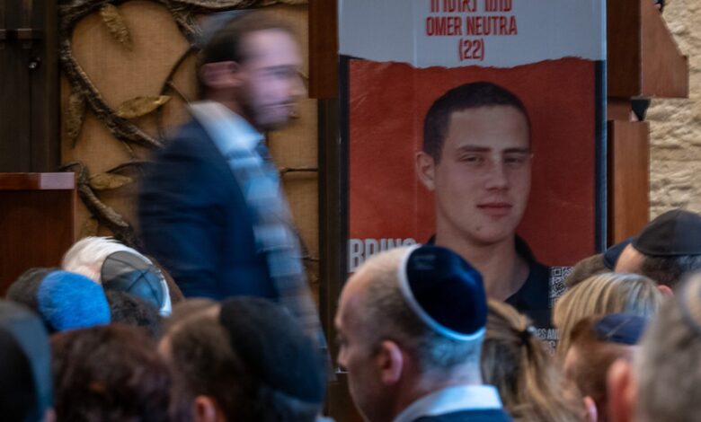 Lawmakers hold moment of silence for slain Omer Neutra as thousands mourn in hometown synagogue Lawmakers hold moment of silence for slain Omer Neutra as thousands mourn in hometown synagogue