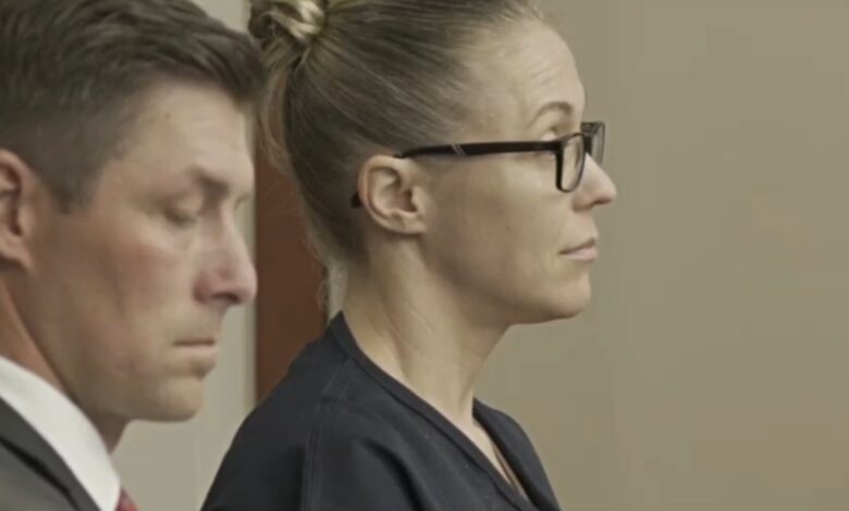 Utah mom accused of killing National Guard husband enters plea as police search for body