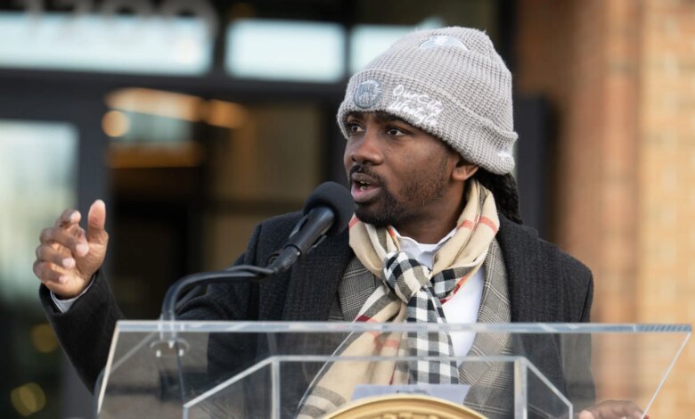 Expelled DC councilmember teases run for old seat despite federal bribery charge Expelled DC councilmember teases run for old seat despite federal bribery charge