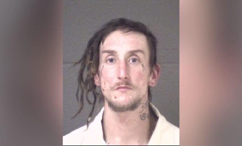 Machete-wielding, cinnamon bun-stealing North Carolina man arrested for armed robbery: police Machete-wielding, cinnamon bun-stealing North Carolina man arrested for armed robbery: police