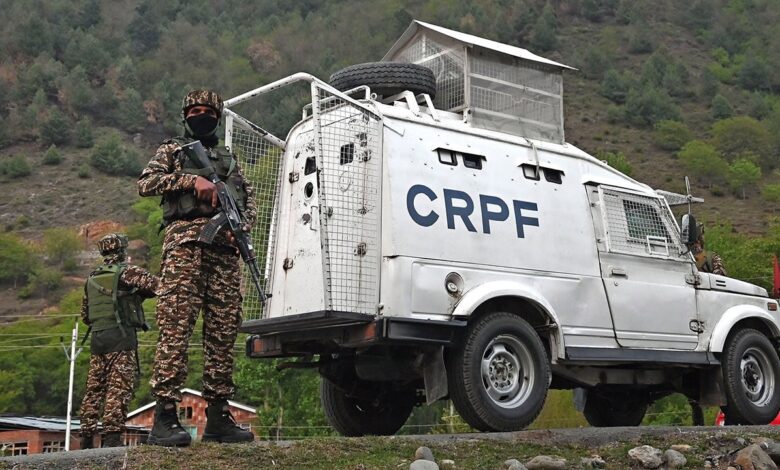 India vows to hunt terrorists ‘to the ends of the earth’ as tensions with Pakistan rise after Kashmir attack India vows to hunt terrorists ‘to the ends of the earth’ as tensions with Pakistan rise after Kashmir attack