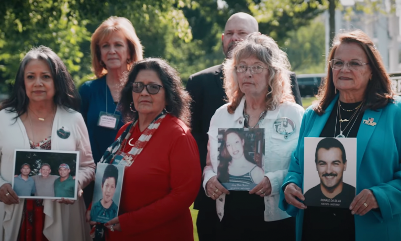 Angel moms whose kids were killed by illegal immigrants celebrate Trump's White House lawn 'justice' crusade Angel moms whose kids were killed by illegal immigrants celebrate Trump's White House lawn 'justice' crusade
