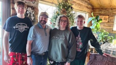 Small town dad kills family of 4 in Mother's Day weekend murder-suicide hours before son's graduation: police