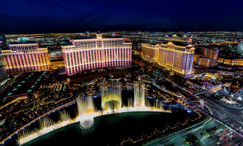 Manhunt underway after deadly shooting on Las Vegas strip near tourist hotspot Manhunt underway after deadly shooting on Las Vegas strip near tourist hotspot