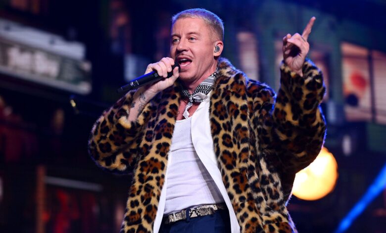 Macklemore's Seattle home burglarized with children inside; nanny fights off attackers who stole jewels Macklemore's Seattle home burglarized with children inside; nanny fights off attackers who stole jewels