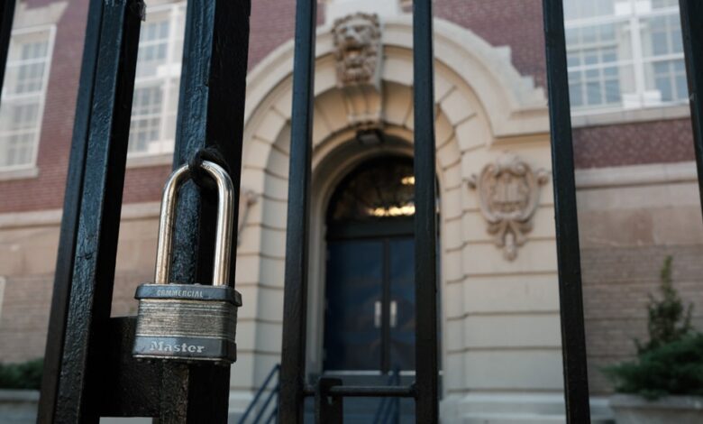Massachusetts school officials under fire for working to ban religious groups from renting facilities Massachusetts school officials under fire for working to ban religious groups from renting facilities