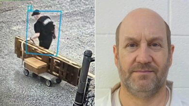 Arkansas officials release new photo of escaped 'Devil in the Ozarks' on run for weeks