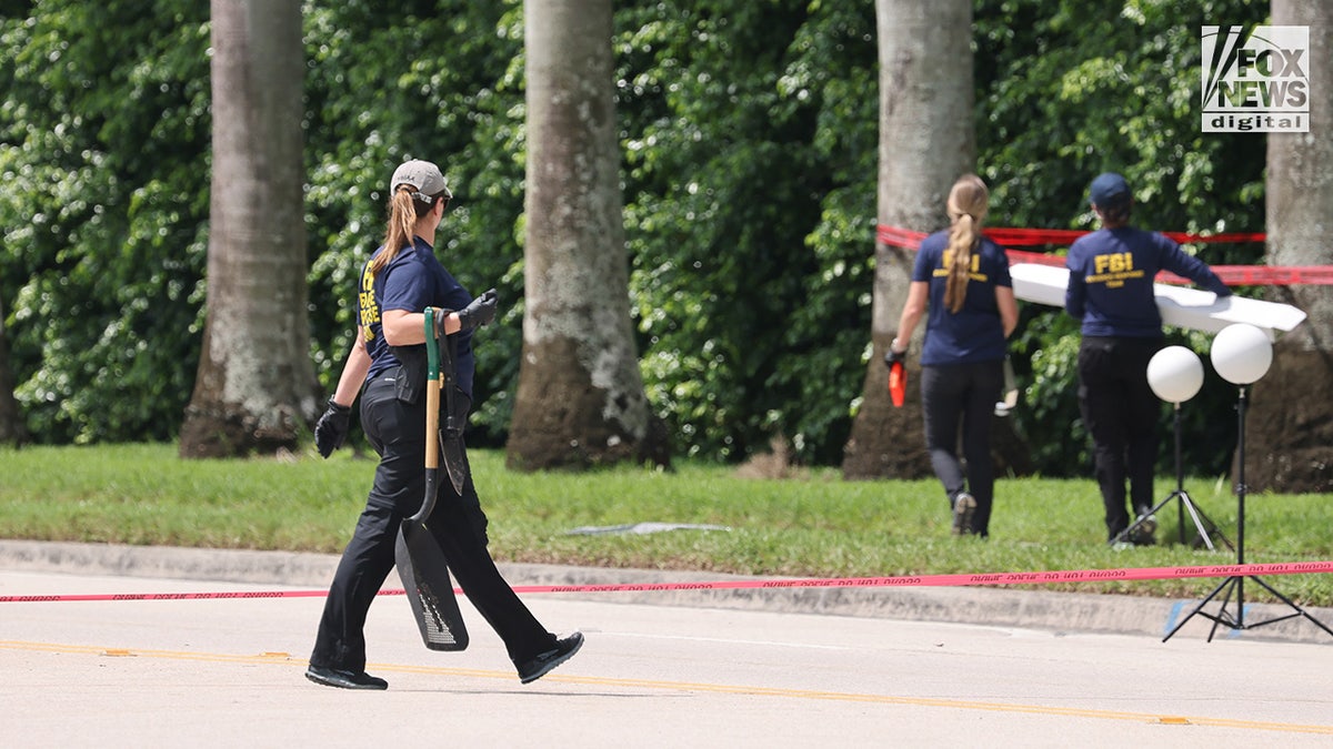 FBI investigators