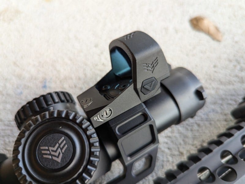 justice red dot