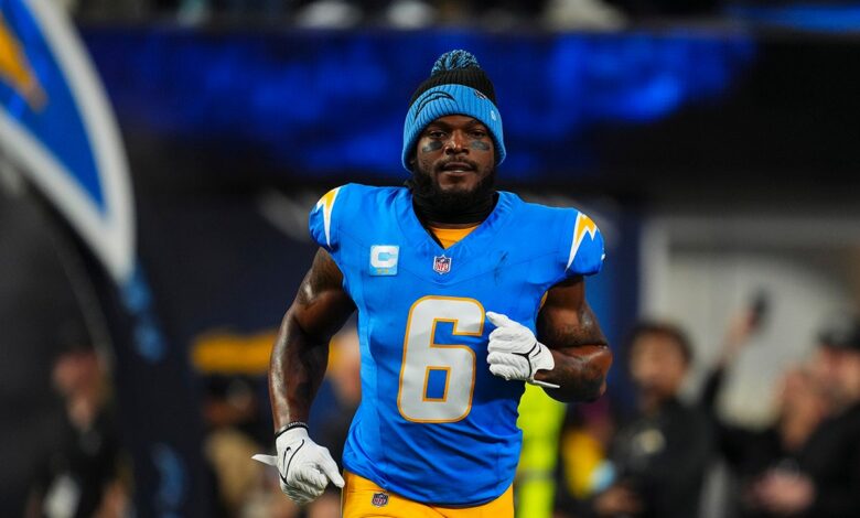 Denzel Perryman’s arrest on felony gun charges could shake up Chargers’ defensive plans Denzel Perryman’s arrest on felony gun charges could shake up Chargers’ defensive plans