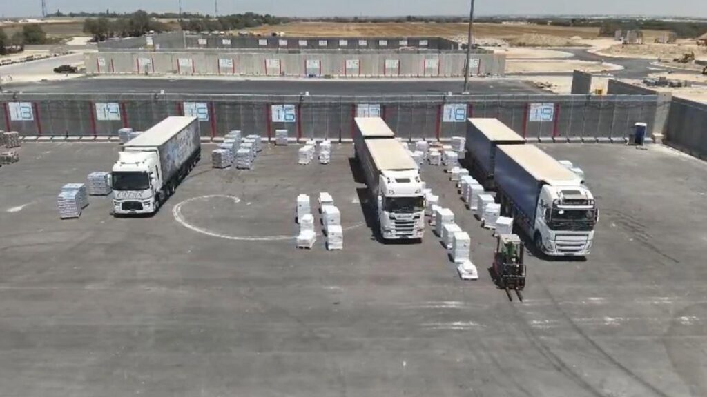 As Israel faces blame for the hunger crisis in Gaza, UN’s own data shows most of its aid is looted