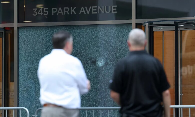 NFL employee shot in lobby by gunman warned colleagues upstairs before calling 911