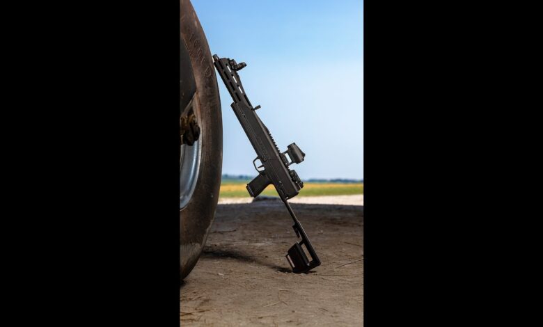 Practical or just a gimmick? 👀 (TRAILBLAZER FIREARMS PIVOT)