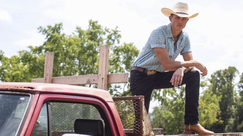 Suspect took ‘specific’ actions before fatal attack on country singer’s mom, former FBI agent says