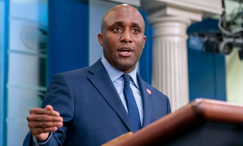 Kansas City mayor claims Trump targeting cities with Black leaders in crime crackdown Kansas City mayor claims Trump targeting cities with Black leaders in crime crackdown