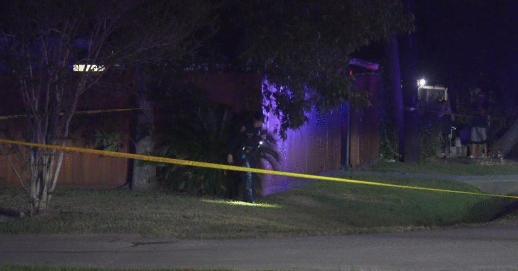 Men In Ski Masks Impersonate Officers, Shot Dead By Armed Homeowner Men In Ski Masks Impersonate Officers, Shot Dead By Armed Homeowner