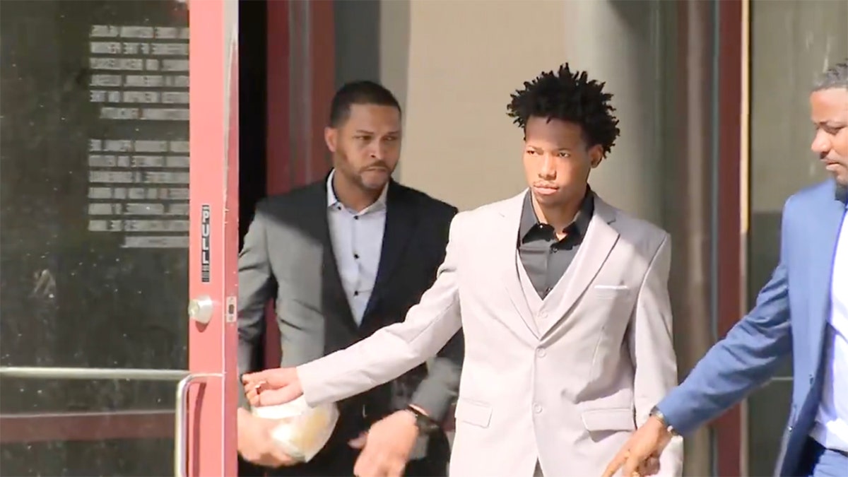 karmelo anthony release collin county texas jail austin metcalf