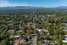 Residents in exclusive enclave demand Dem mayor act on crime surge