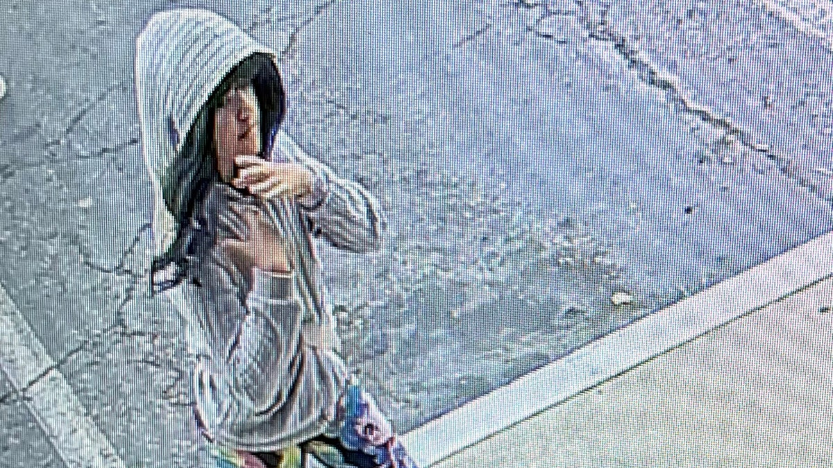 Surveillance image of Melodee Buzzard