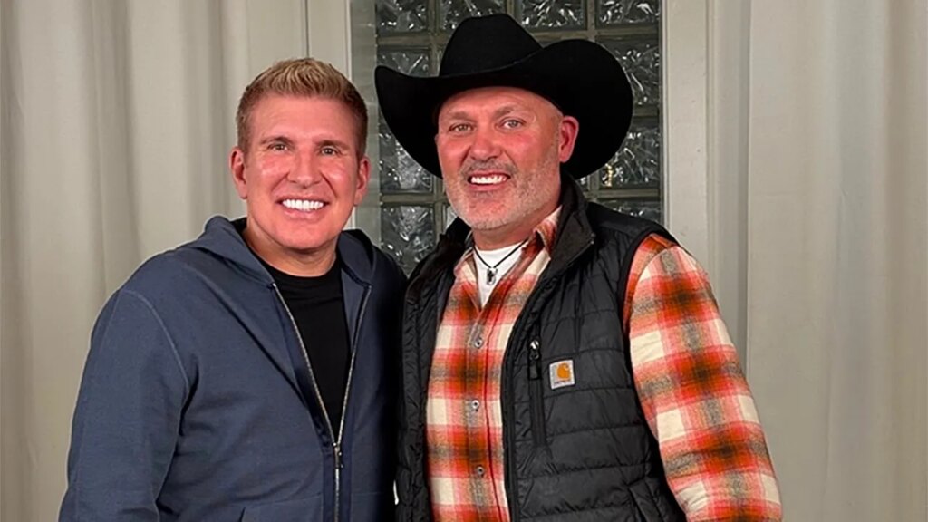 Reality TV star Steve McBee Sr. hopes for Trump pardon with help from recently freed Chrisleys Reality TV star Steve McBee Sr. hopes for Trump pardon with help from recently freed Chrisleys