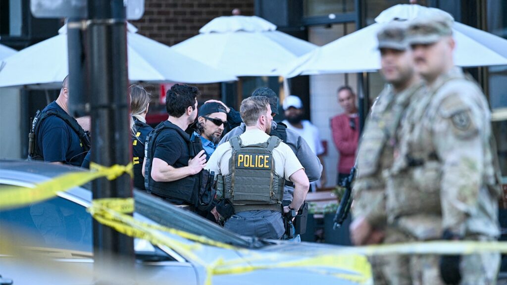 Virginia Dem says Trump admin has ‘taken its eye off the ball’ on public safety amid National Guard shooting Virginia Dem says Trump admin has ‘taken its eye off the ball’ on public safety amid National Guard shooting