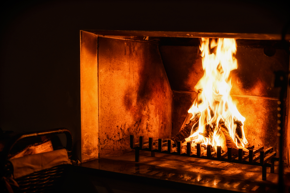 How to Heat a Room Without Electricity (And Not Burn Your House Down) – Survivopedia How to Heat a Room Without Electricity (And Not Burn Your House Down) – Survivopedia