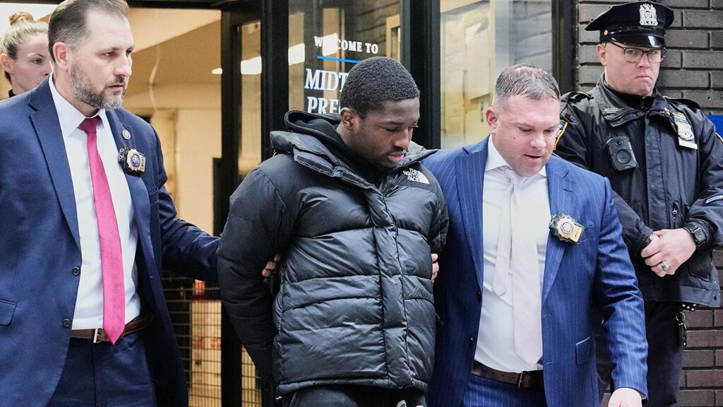 Suspect in shooting of New York Jets player hit with attempted murder, other charges