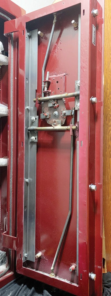 broken-gun-safe-3