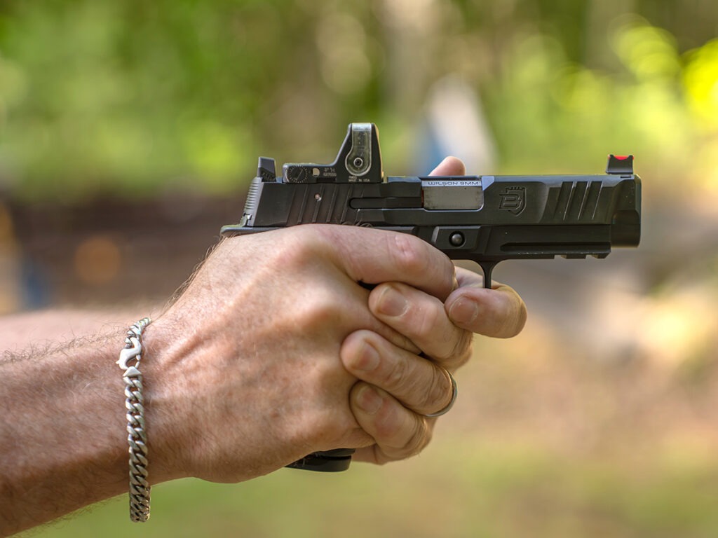 Self-Defense Training aiming 4