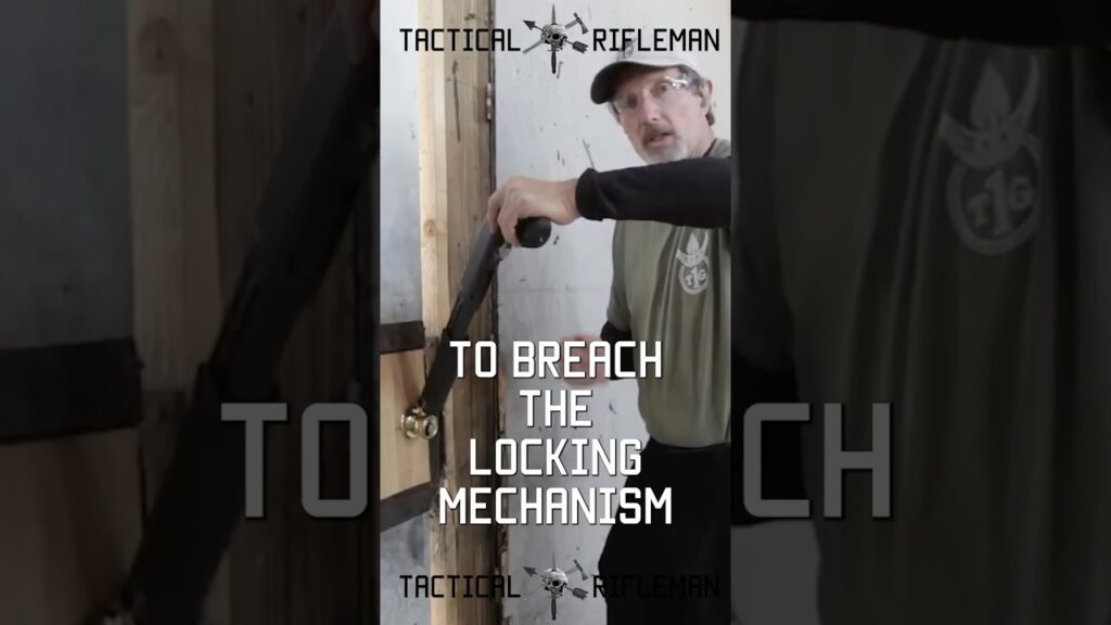 Breaching doors with shotguns. #shotgun #tacticalrifleman #reel￼