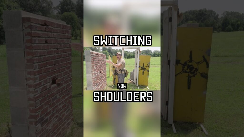 SWITCHING SHOULDERS SPECIAL FORCES STYLE  #military #specialforces #shorts #training